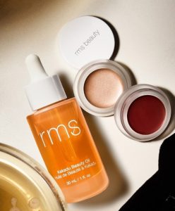 beauty oil, rms beauty, makeup, highlighter, blush